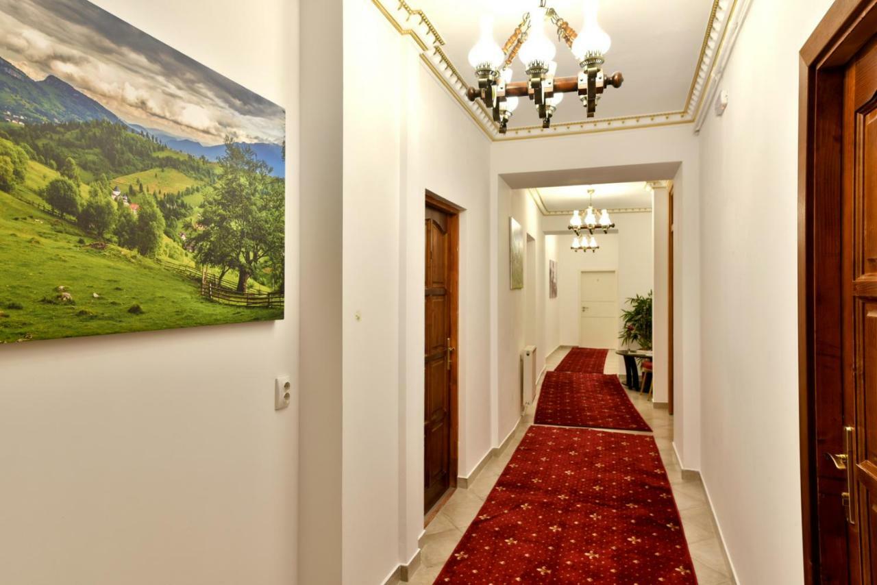 Top Royal Central Brașov Exterior foto