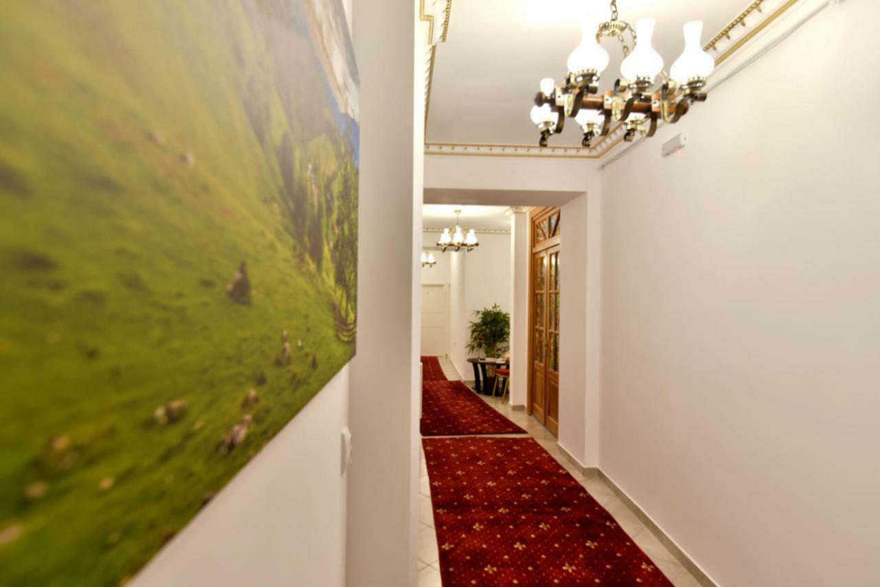 Top Royal Central Brașov Exterior foto